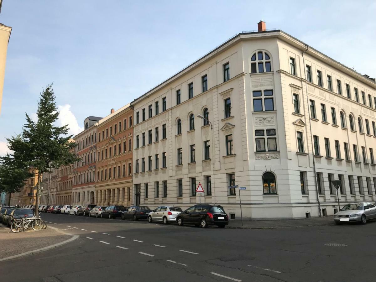 Ferienwohnung Leutzsch Am Leipziger Auenwald Exterior photo
